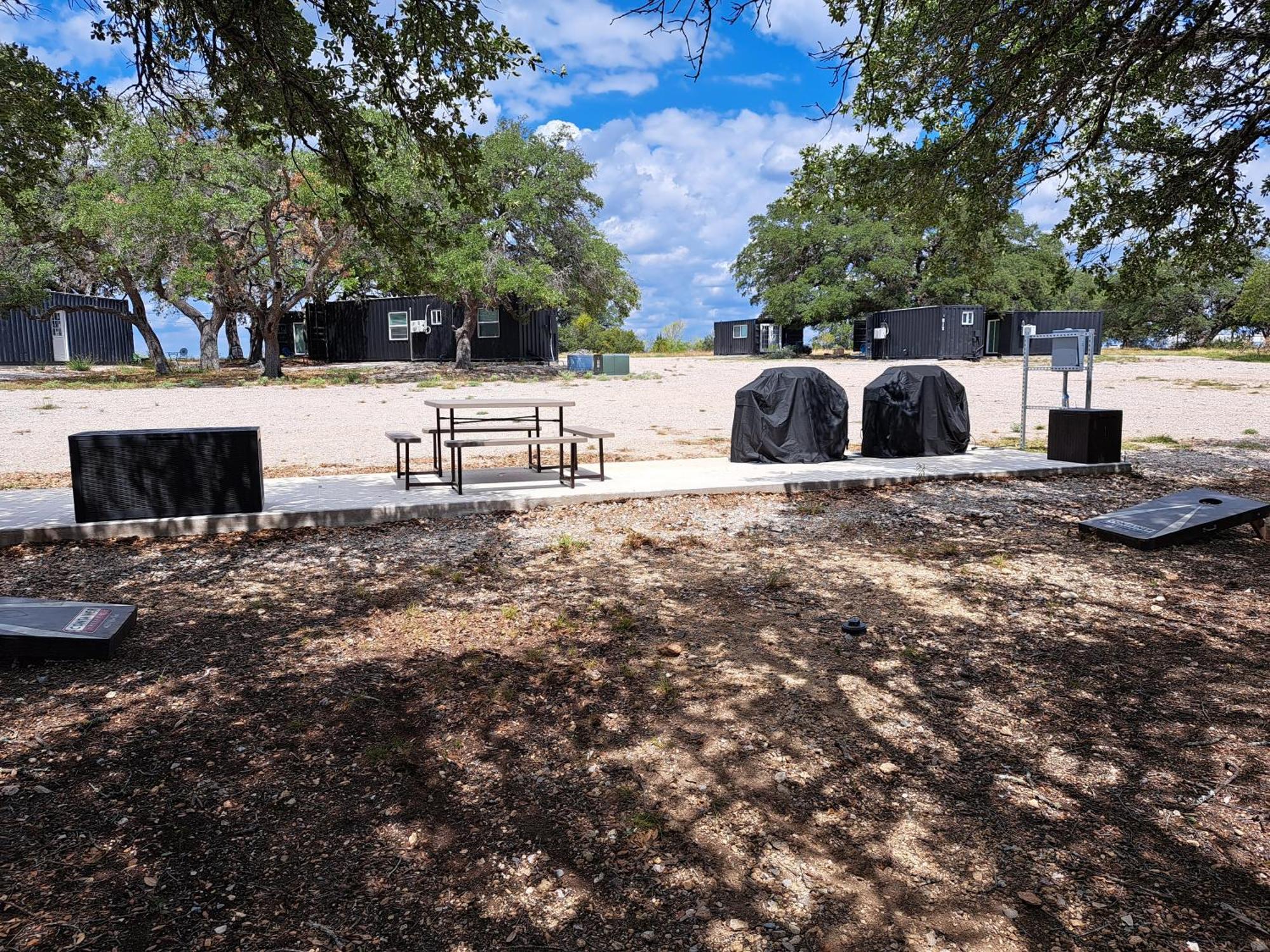 The Container Retreat @ 290 Wine Trail #1 Escape To Hye, Tx Villa Luaran gambar